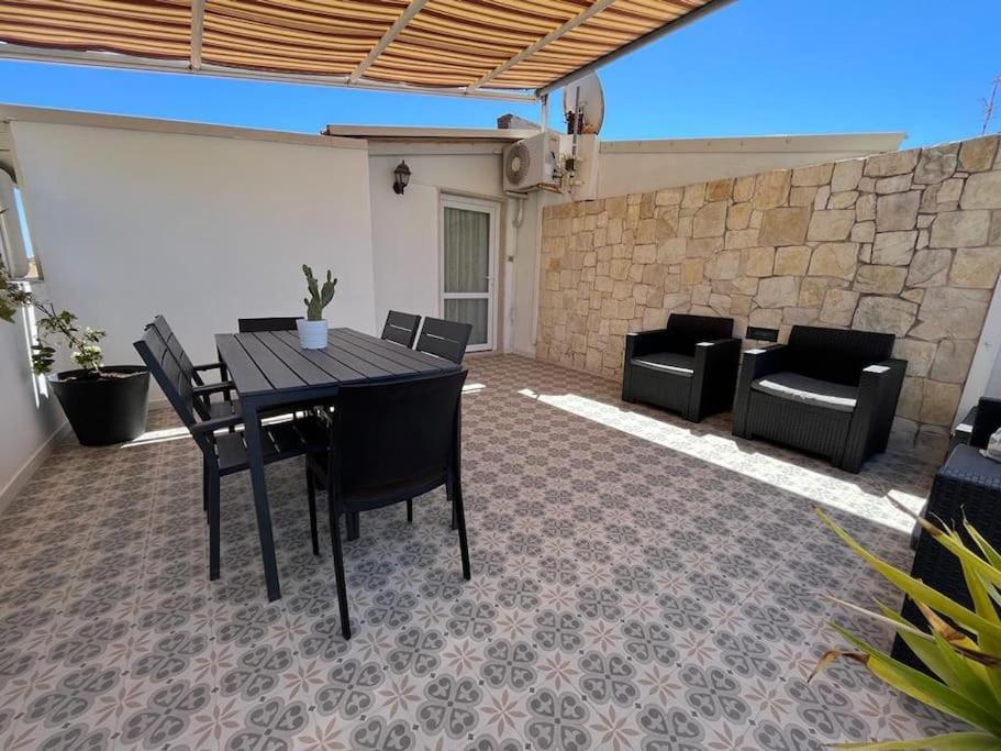 Domus Claudia - Casa Vacanze Syrakus Exterior foto